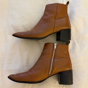 Everlane Tan Pebbled Leather Ankle Boots
